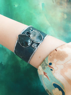 NATURAL STONE SILVER BRACELET