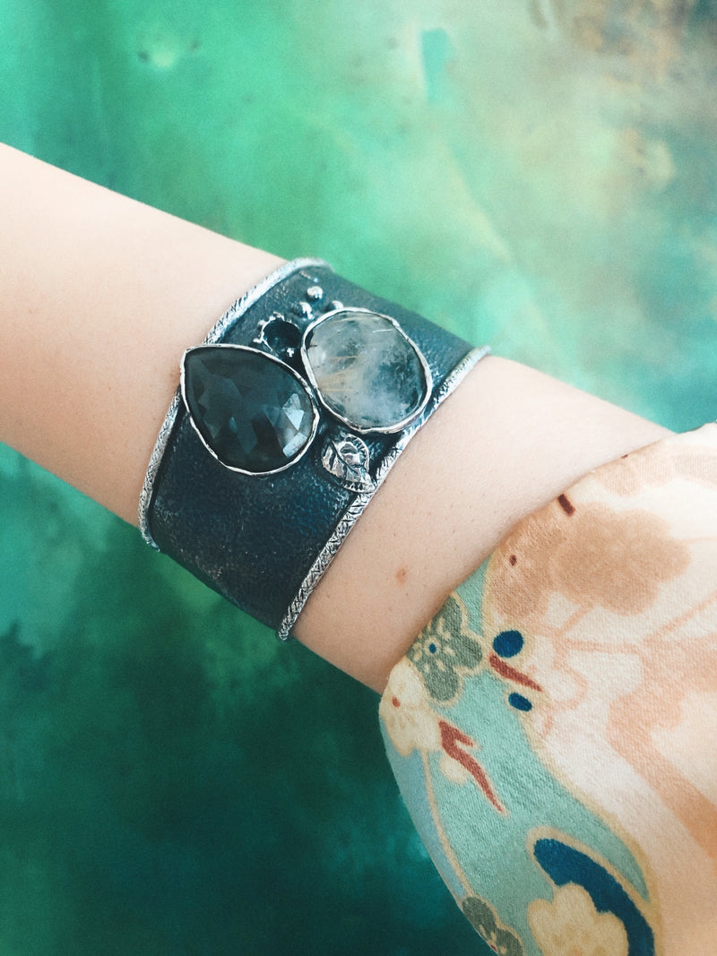 NATURAL STONE SILVER BRACELET