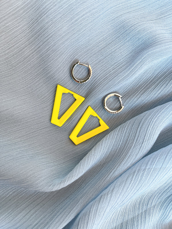 Tz105 triangle silver