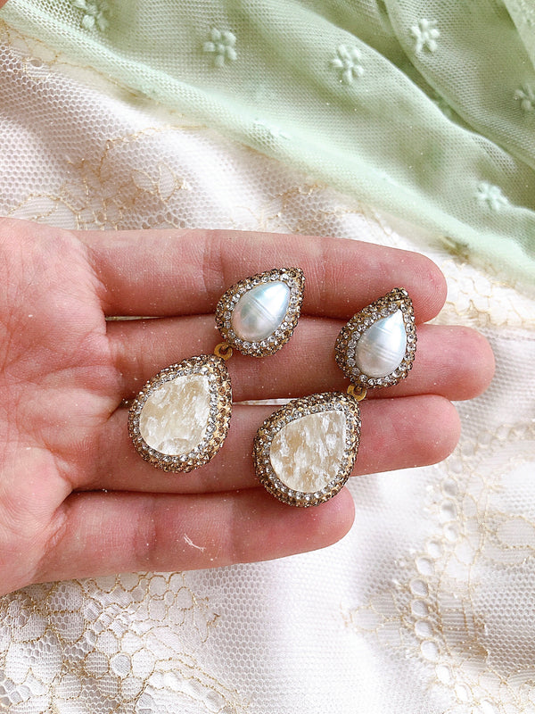 Pearl drop earing